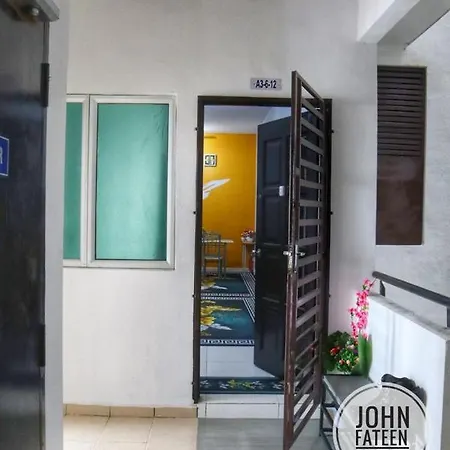 Lumut Manjung Homestay John Faten Exterior photo